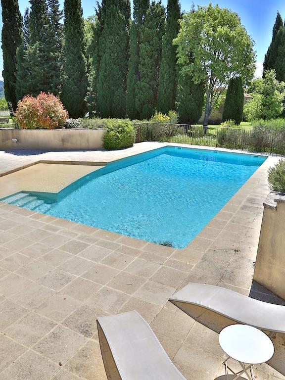 Domaine La Carraire Bed and Breakfast Lauris Εξωτερικό φωτογραφία