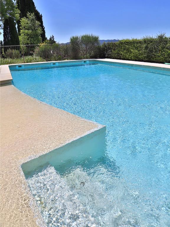 Domaine La Carraire Bed and Breakfast Lauris Εξωτερικό φωτογραφία